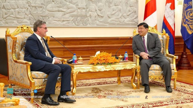 Cambodia and the Czech Republic vow to further expand cooperation in the field of land management and urbanization